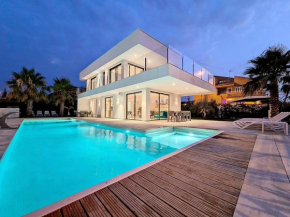 Casa Blanca - 3710